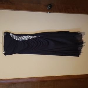 EUC Stunning Ruby Rox Gown, Size Medium